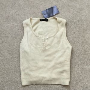 Brandy Melville top